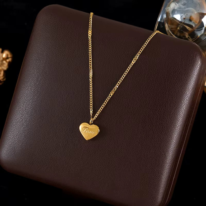 LUMÉA – Luxury Zircon Charm Pendant Necklace Collection