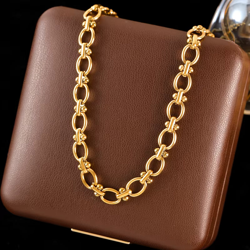 The Amara Set – Timeless Elegance